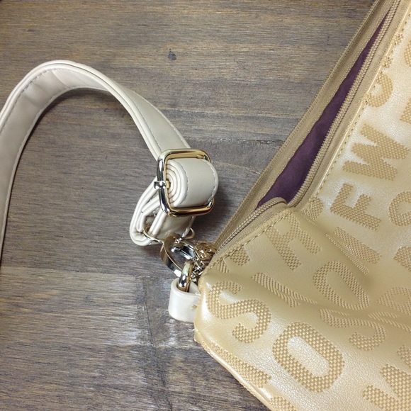 RolesJia Tan Faux Leather Alphabet Cross B… - Picture 8 of 8